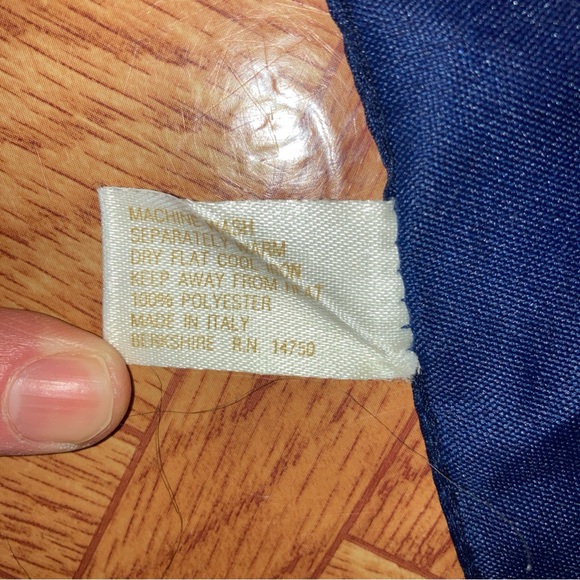 Berkshire Red Navy Floral Scarf Made in Italy 30”x30” - Picture 3 of 3